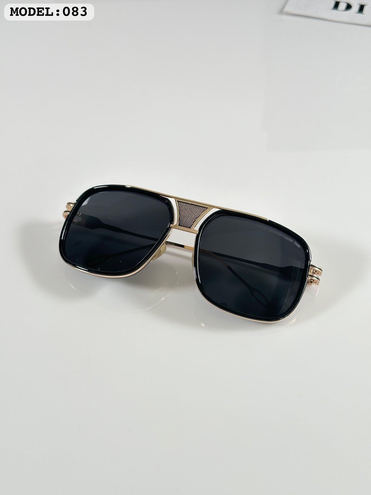 DITA 083 Gold/Black