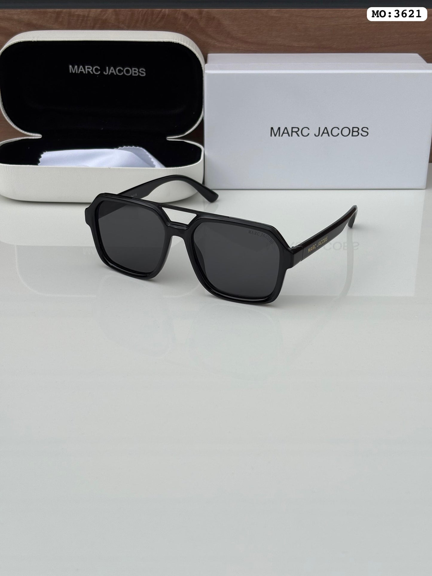 Marcc Jacobss 3621 Black