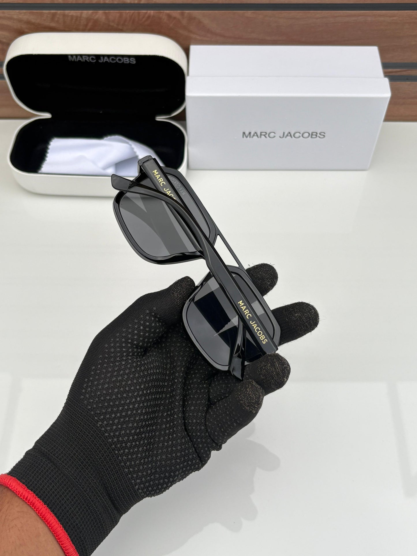 Marcc Jacobss 3621 Black