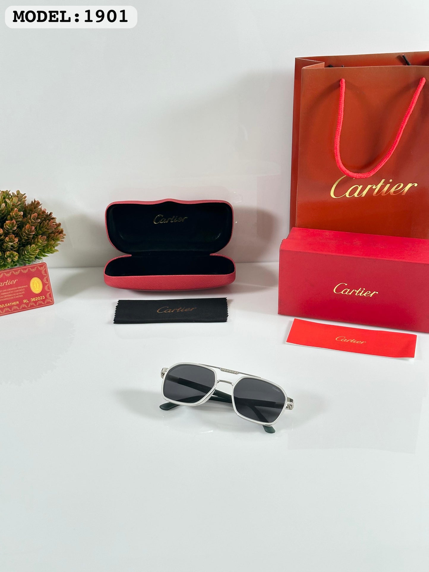 Cartierr Ice Black 1901