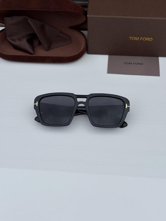 Tomforrd 185 Gloss Black Premium