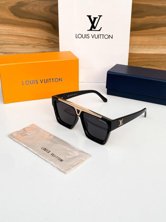 Louis_Vuitton 1502 Black Gold