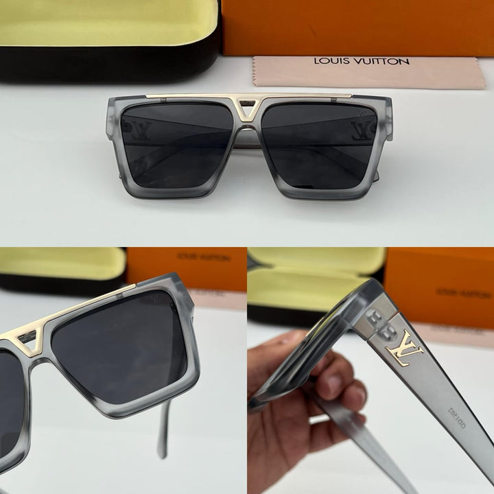 Louis_Vuitton 1502 Grey