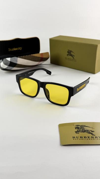 Burrberry 4458 Black Yellow