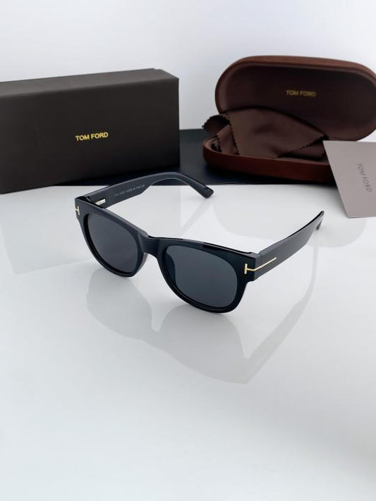 TomForrd Gloss Black 1149