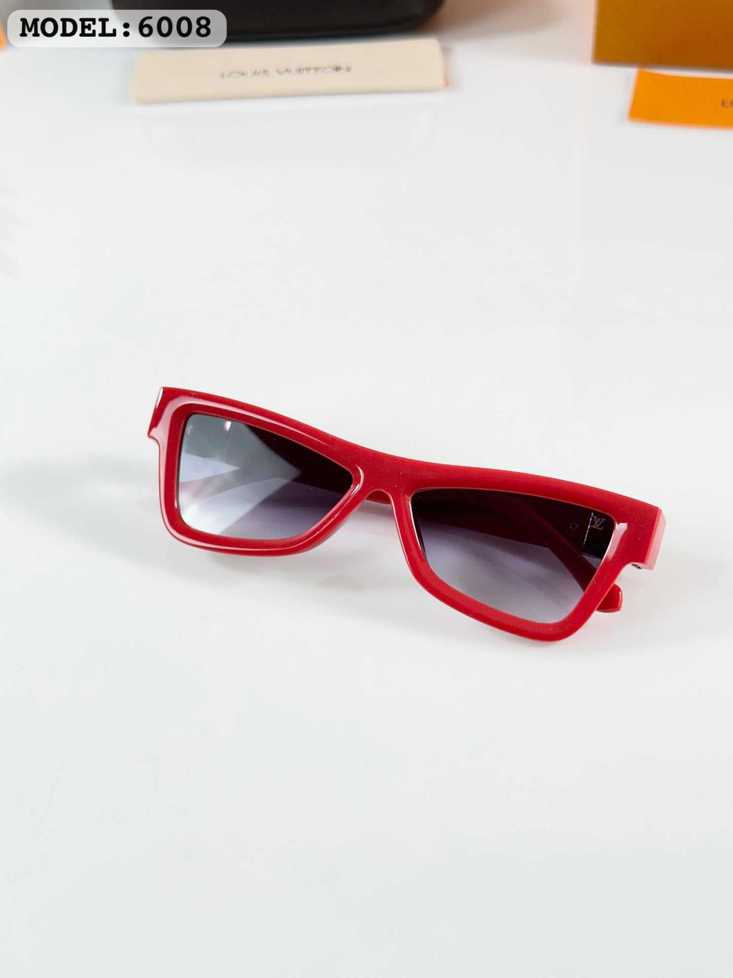 Louiis Vuiiton 6008 Red