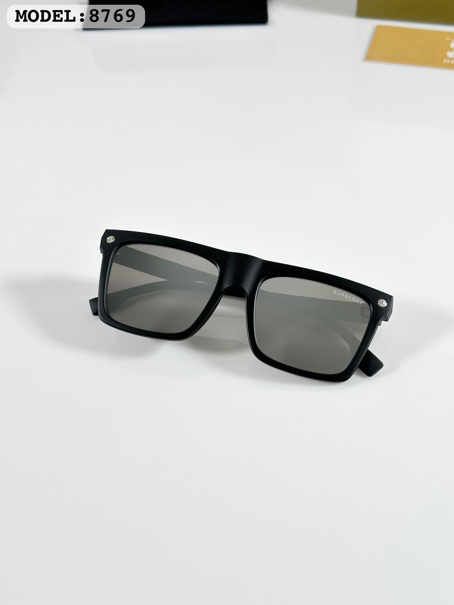 Burberry 8769 Silver Mercury