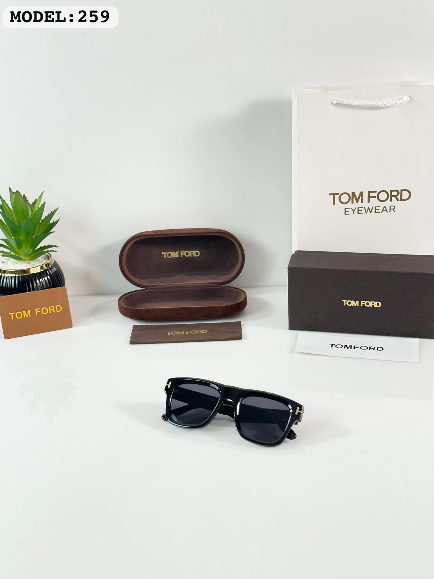 Tomford 259 Black Premium sunglass