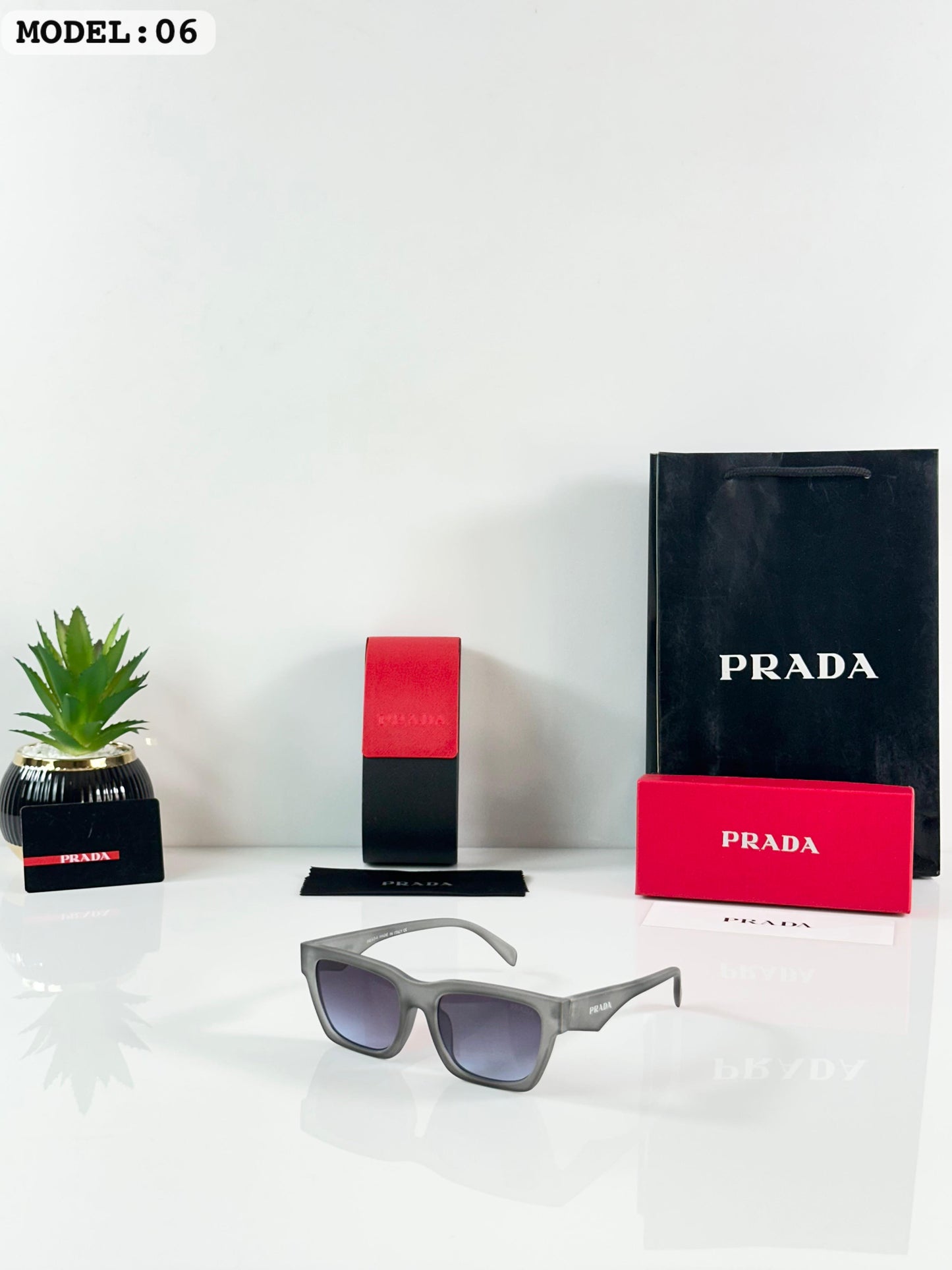 Prada 06 Grey/Blue