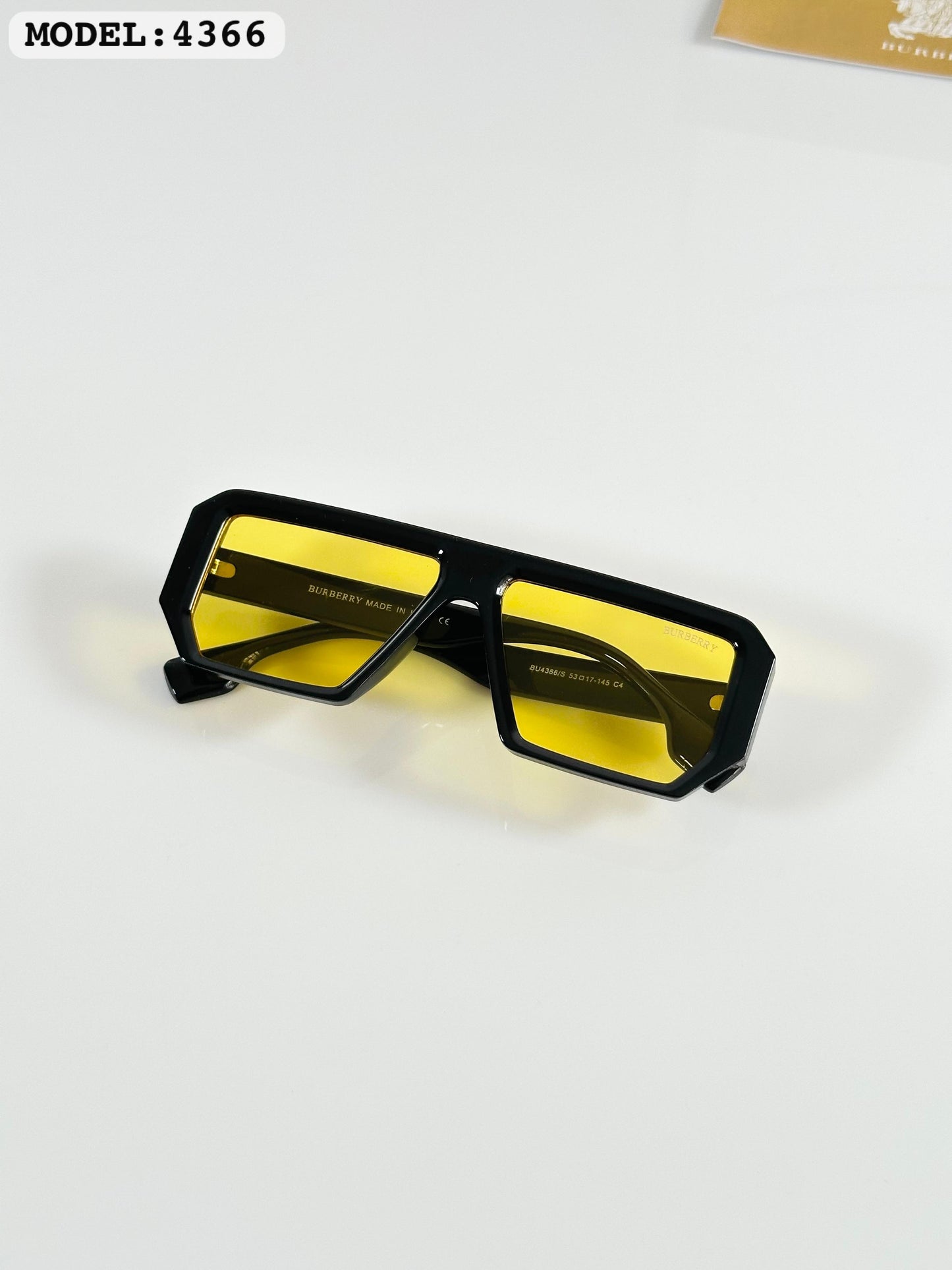 Burrberry 4366 Black/Yellow
