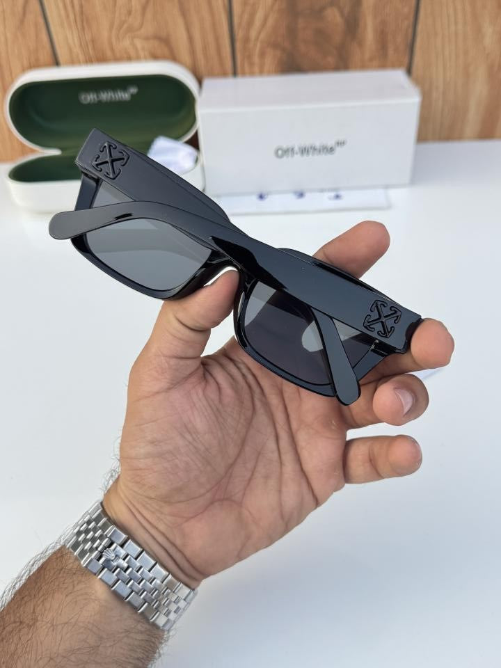 OFFF WHITE 126 Black