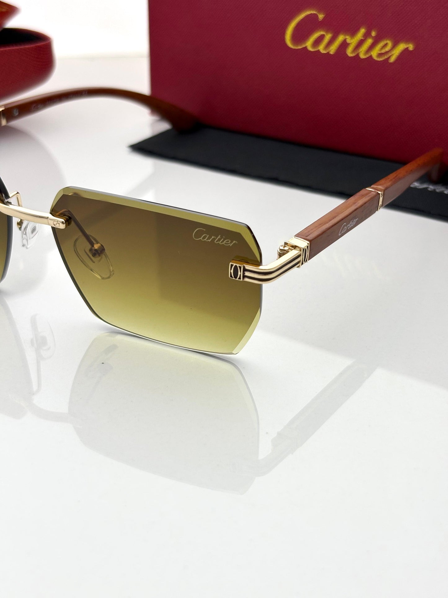 Cartierr 56073 Brown