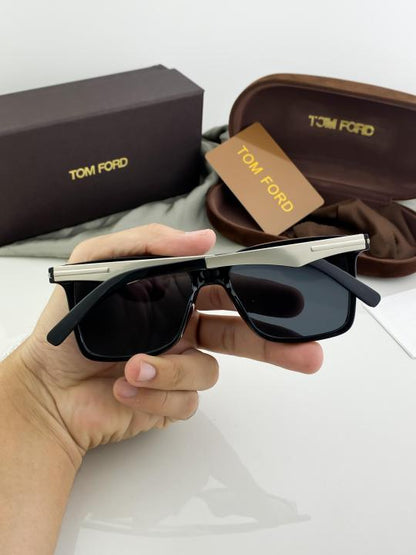 TomForrd Silver Black 555