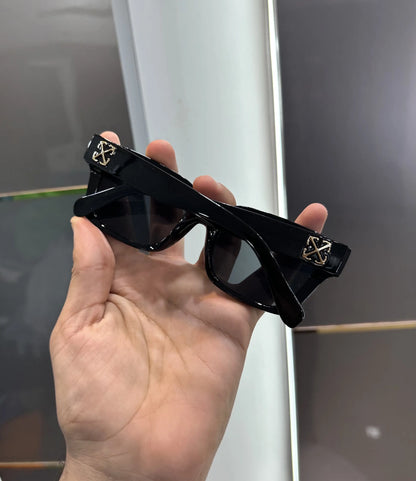 Off White 126 Black Premium