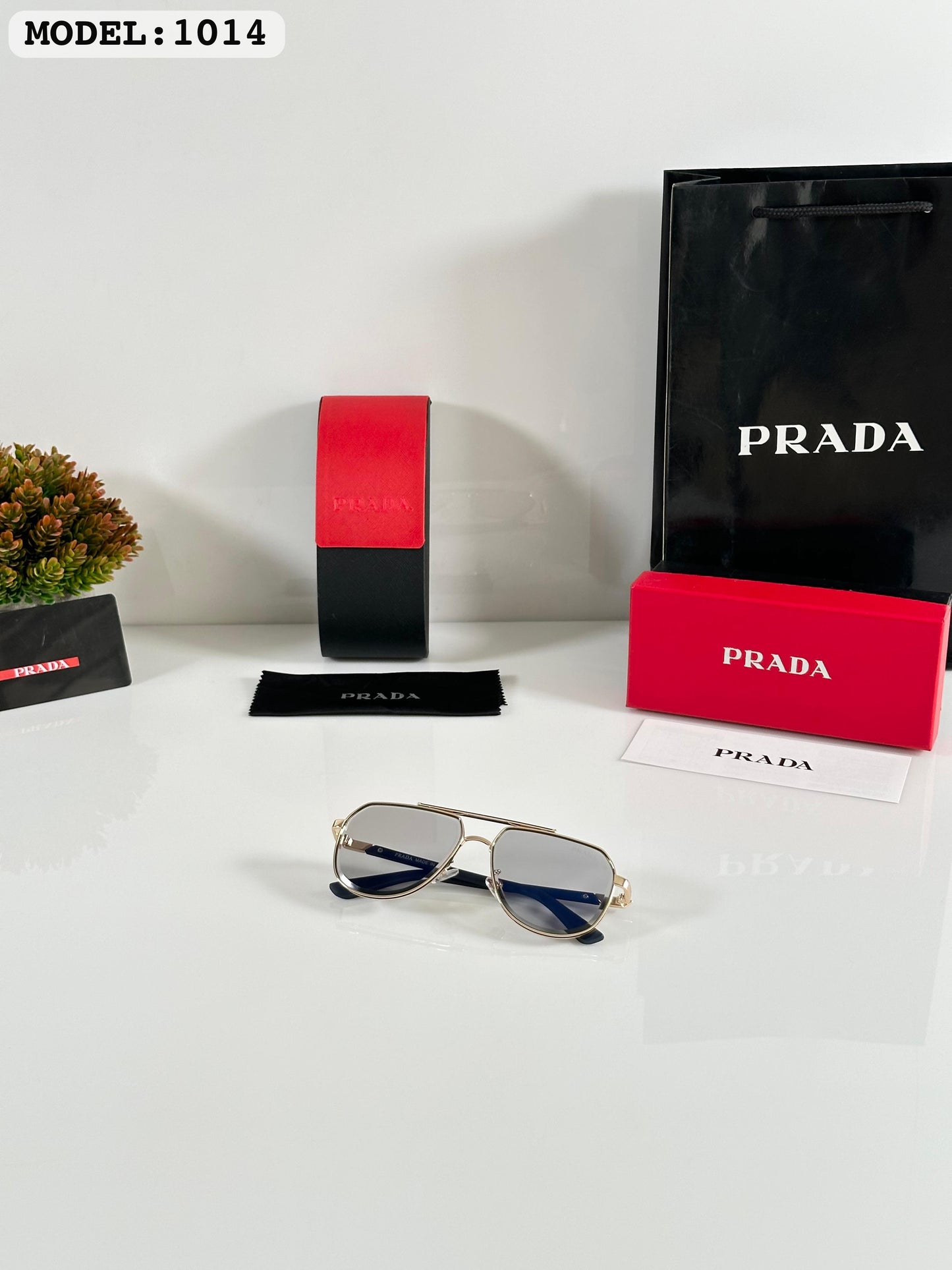 Prada 1014 Gold/Black
