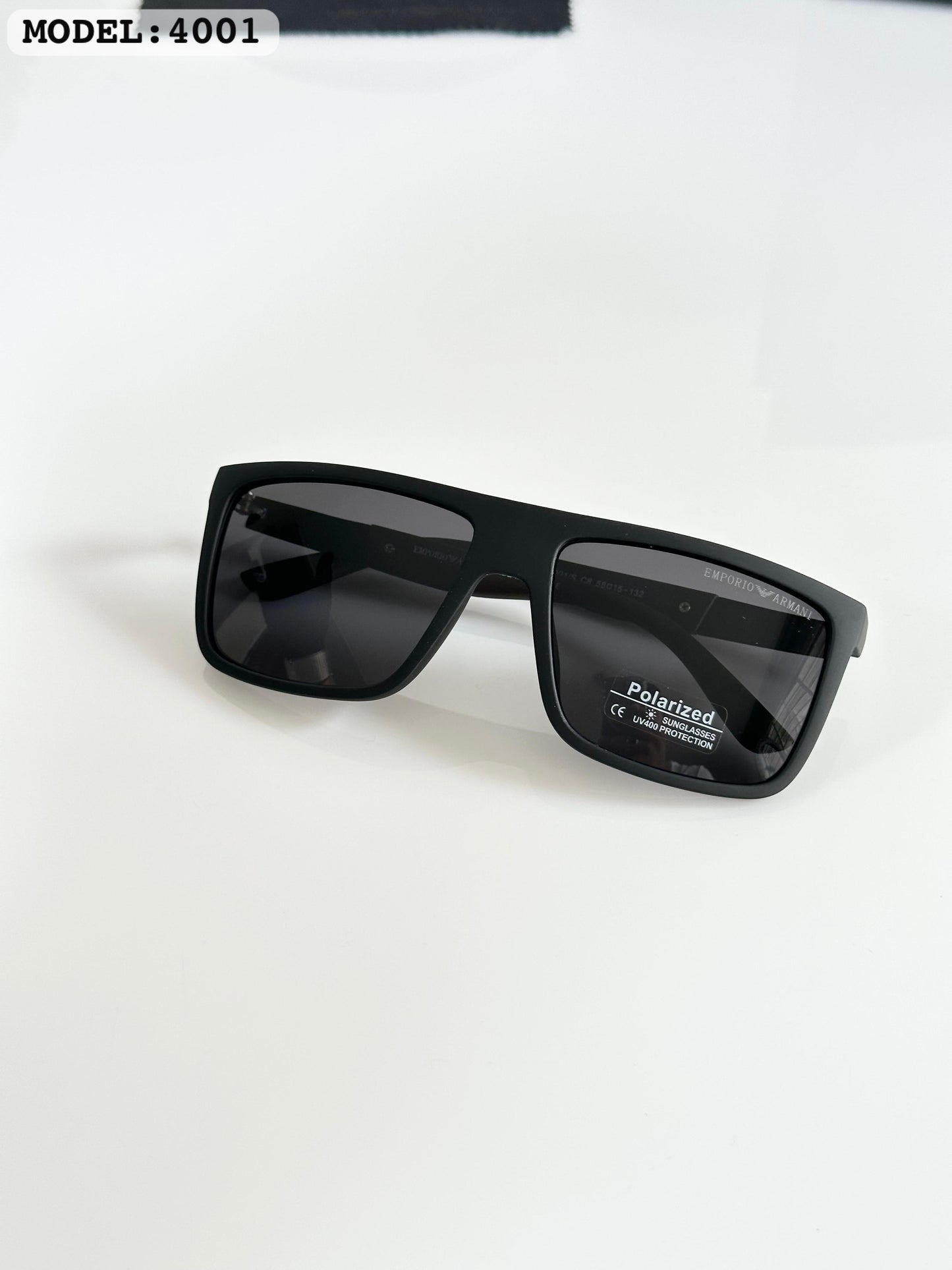 Emporrio Armanii Black 4001