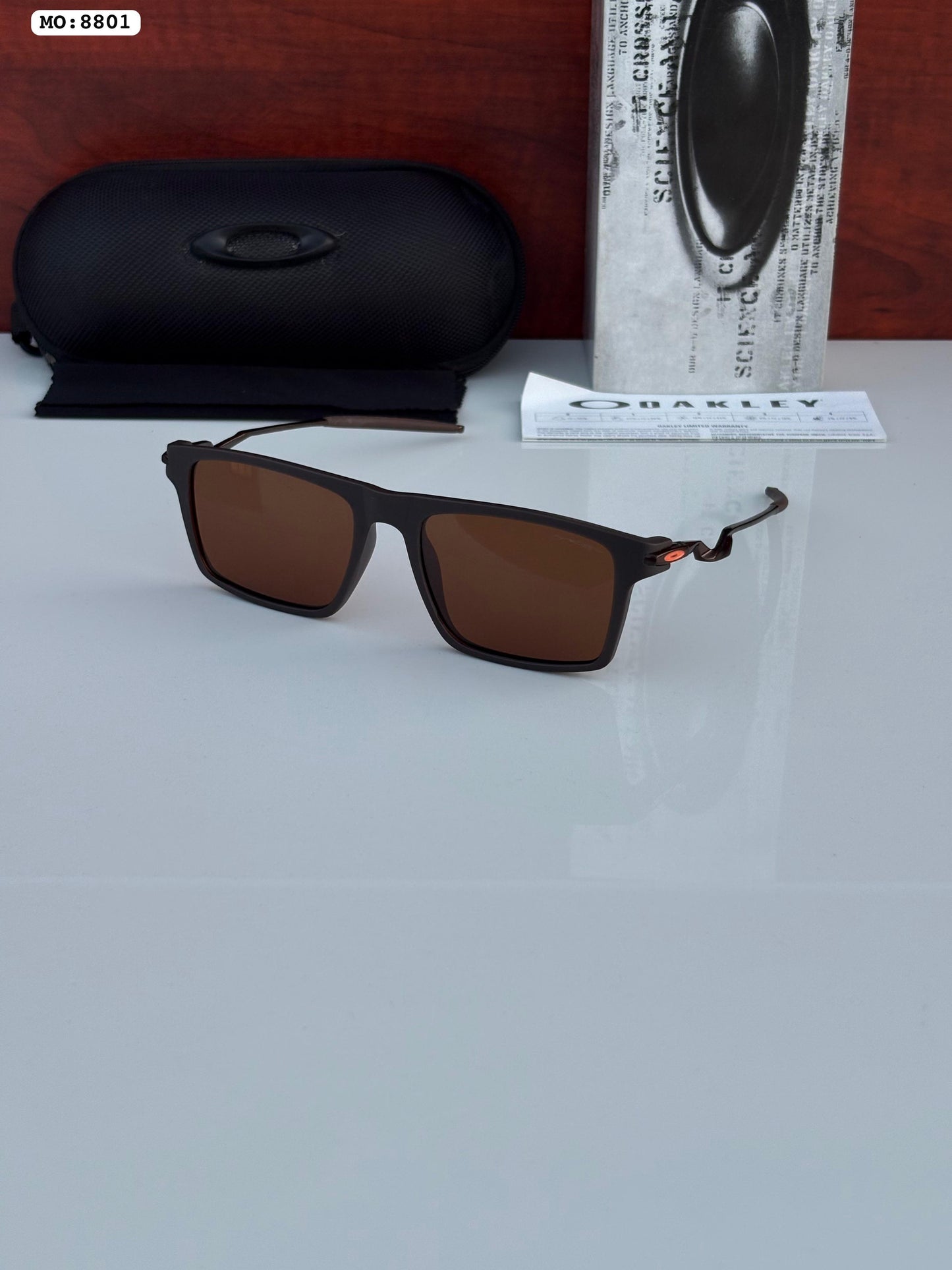 Oakley 8801