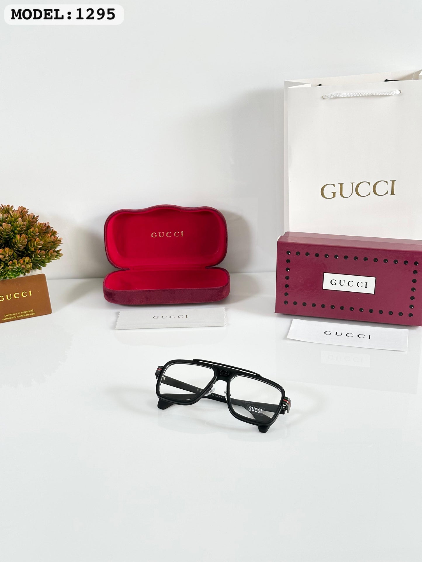 GUCCII 1295 Black Frame