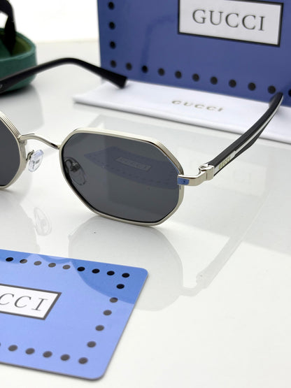 Guccii 1339 Silver Black
