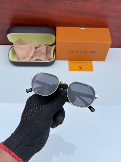 Louis Vuitton 2221 Gold