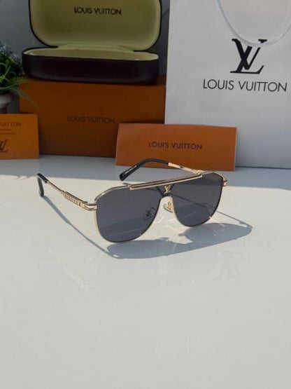 Louis Vuiiton 22295 Gold/Black Metal