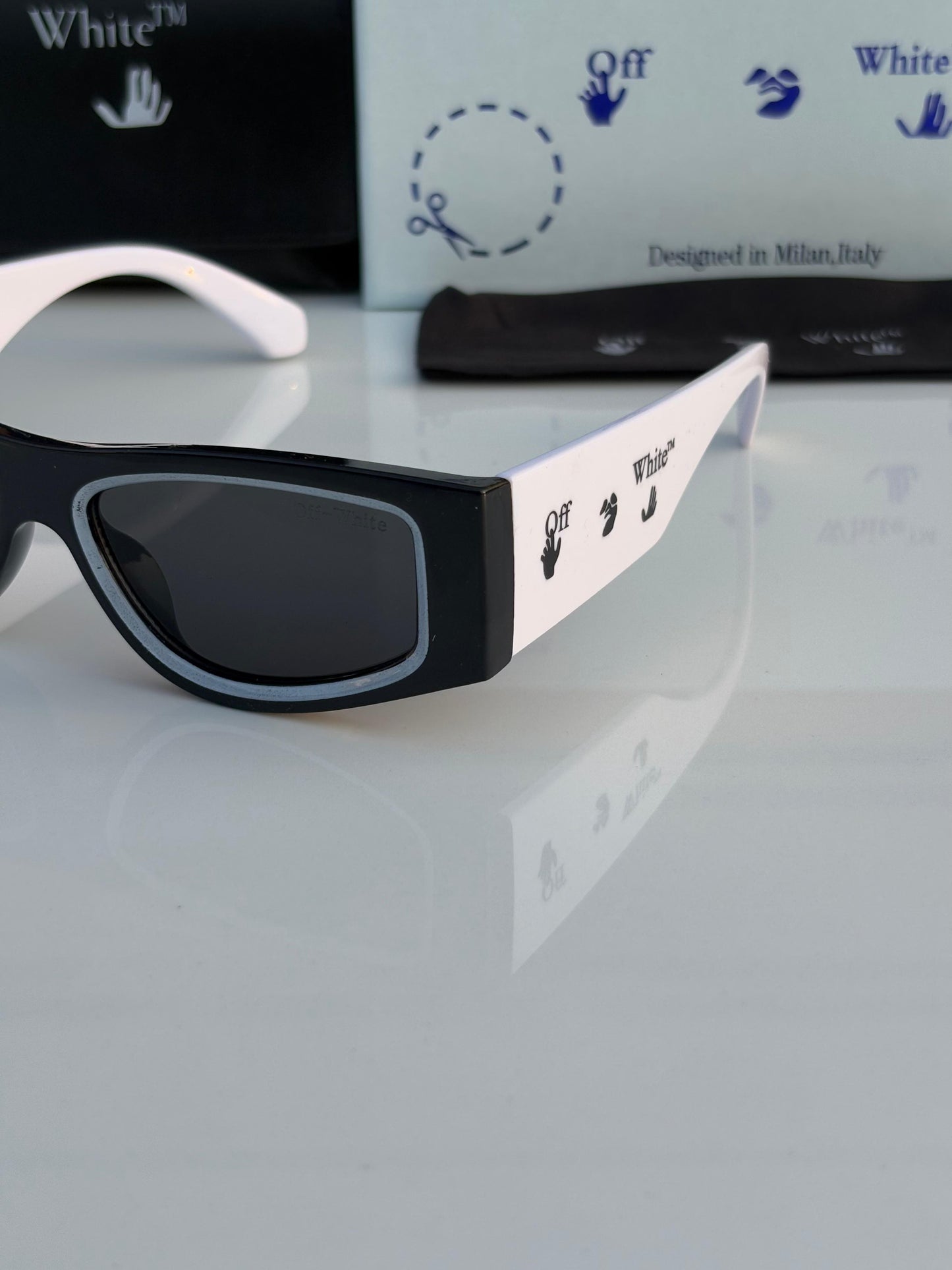 OFF WHITE 6 White/Black