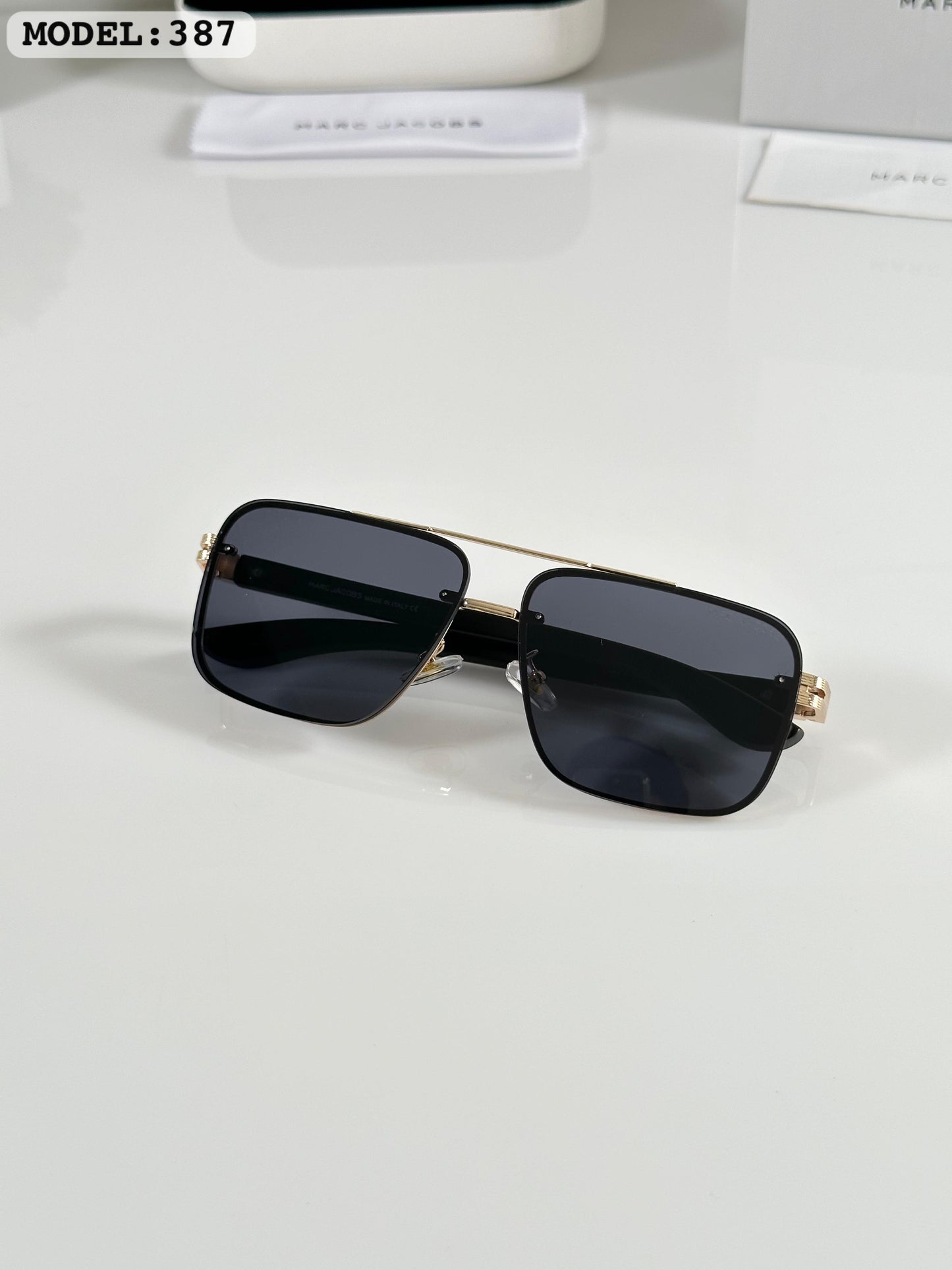 Marc Jacobs 387 Gold/Black
