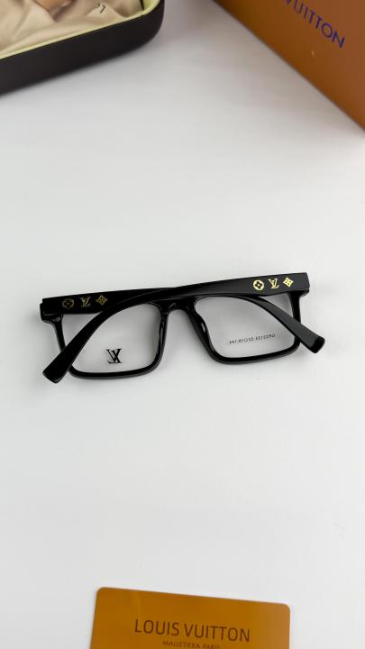 Louiss Vuiiton 23133 Black Plano