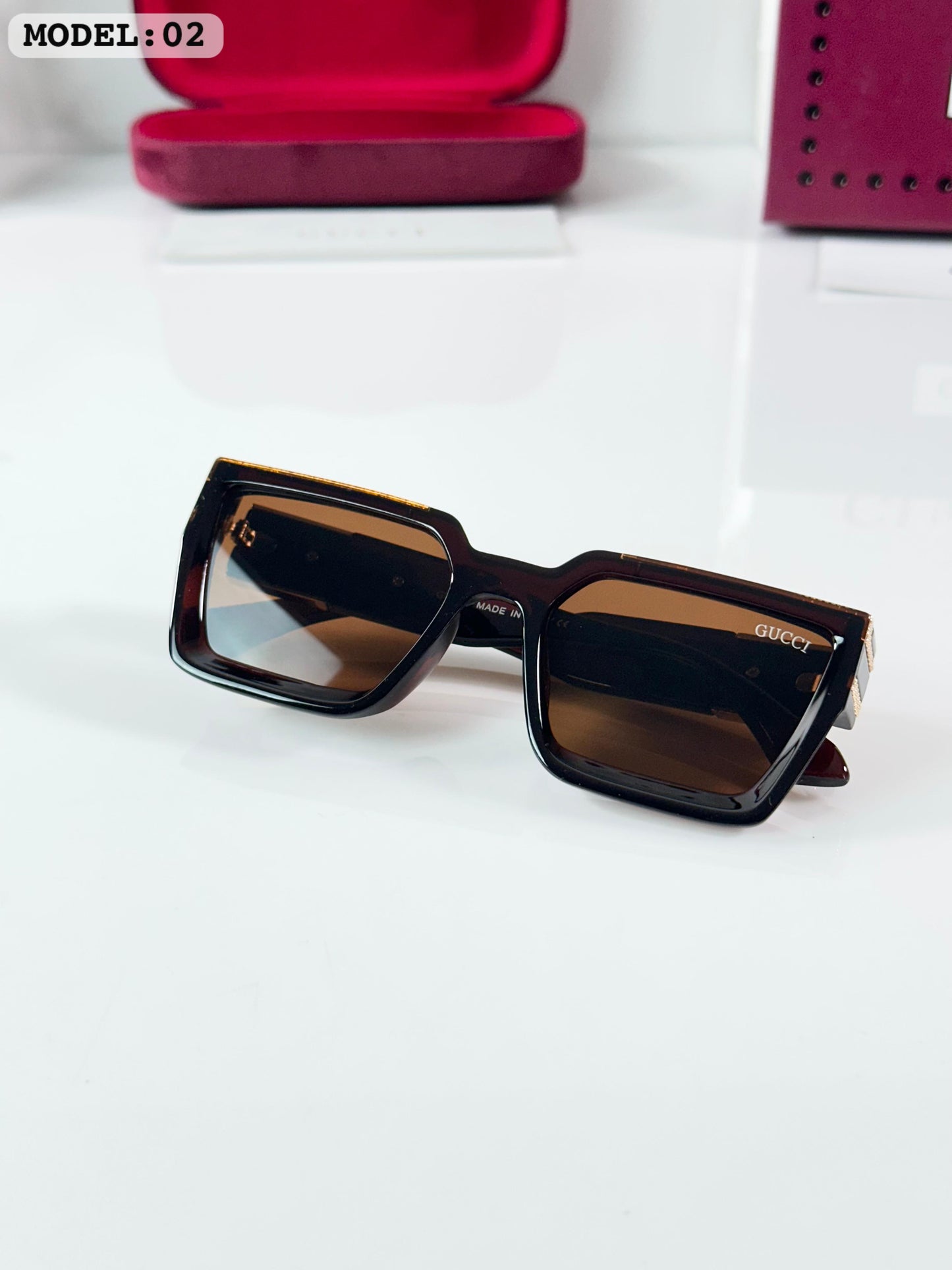 Guccii 02 Gold/Brown